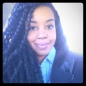Meet your Posher, Carlie